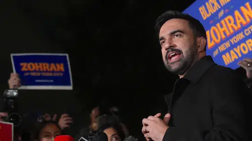 Tarihi zafer: New York'un ilk Müslüman Belediye Başkanı Mamdani oldu