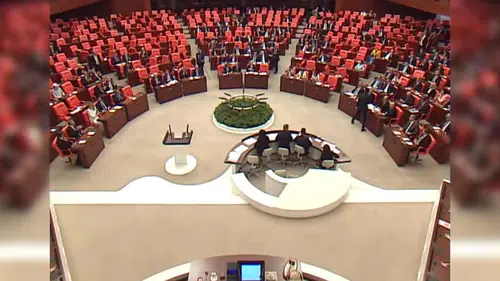 Kadın ve çocuklara şiddete ağır ceza geliyor: Düzenleme Meclis'te