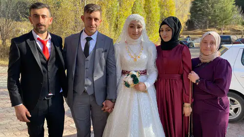 Akdeniz ve Alabacak aileleri akraba oldu: Derbent'te mutlu gün