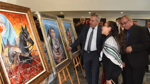 Konya'daki Gazzeli öğrencilerden "Sessiz Fırçalar" Sergisi