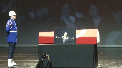 Muazzez Abacı için AKM'de tören düzenlendi