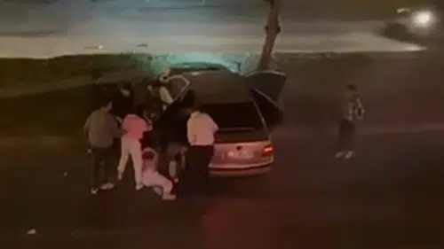 Konya'da sürücü kontrolünden çıkan otomobil direğe çarptı: 4 yaralı