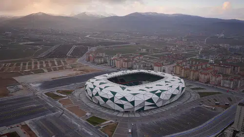 Konya'da Stadyuma çıkan cadde kapatılıyor: Yer altı çalışması yapılacak