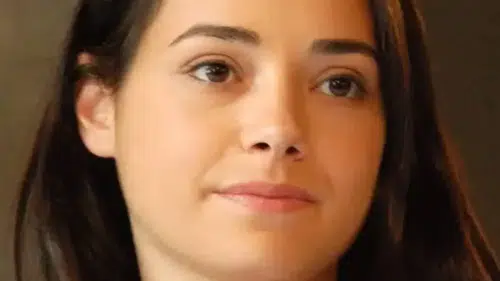 Ölümden döndü: Özgü Namal trafik kazası geçirdi