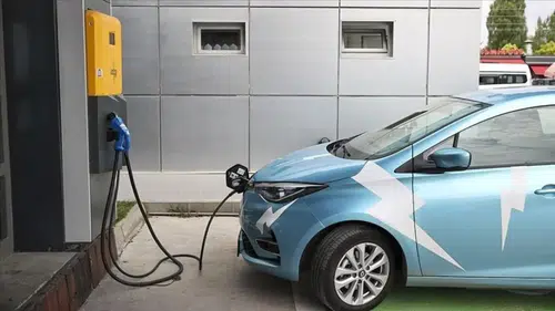 Elektrikli otomobillerde bedava sürüş tarih oldu: Kilometre başına vergi alınacak