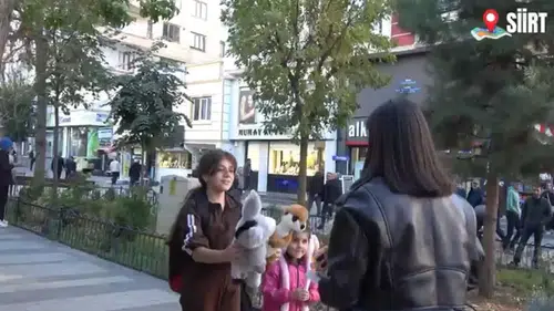 Bu kez polisler yaptı: Çocuklar böyle görüntülendi