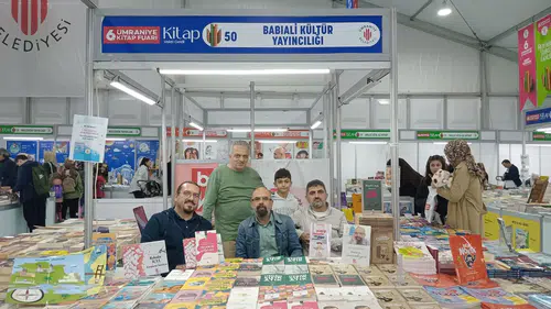 Kültür hayatına taze bir soluk: Yazarlar Ahmet Yılmaz, Bahadır İçel ve Ali Ulurasba Ümraniye kitap fuarında