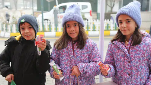Konya Şeker şivlilikte yüz güldürdü: Yüzlerce çocuk katıldı