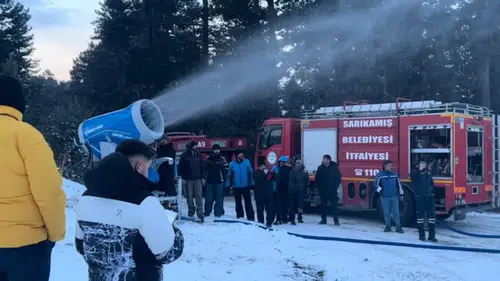 Kar yağmayınca: Kayak merkezlerinde suni karlama devrede