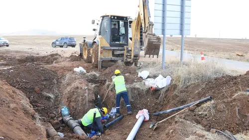 Konya'da su hattı ilçeyi kuşattı: Altyapı yenileniyor