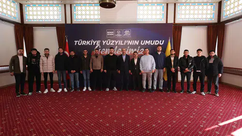 Konya'da Türkiye'ye marka olan çalışma var: Gençlere ışık yandı