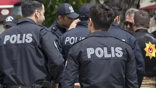 Polis memurlarına müjde: Yıllar sonra mesai saatleri değişiyor