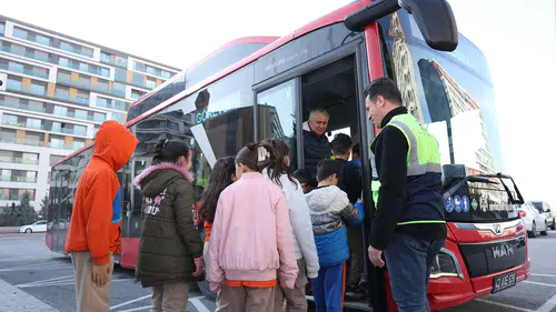Konya trafiği gelecek yıllarda daha nezaketli olacak: Öğrenciler yetişiyor