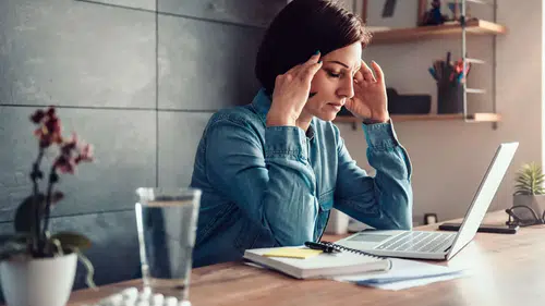 Dijital baş ağrısı:  Bilgisayar başındakiler için 20 dakika detoksu