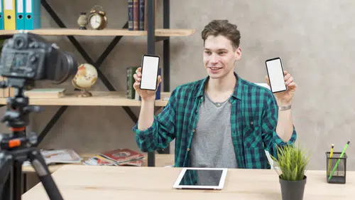 Influencer nasıl olunur? Birileri dalga geçerken onlar paralarını sayıyor