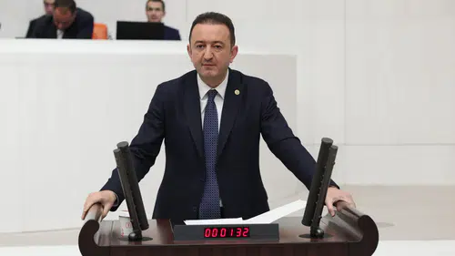 CHP'li vekilden akademisyen maaşlarına düzenleme çağrısı