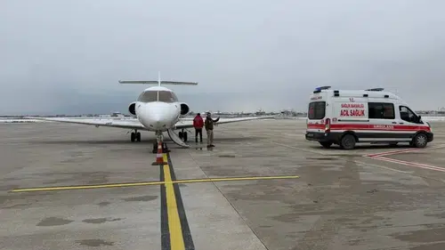 Mucize tedavi: Yenidoğan bebek uçak ambulansla Konya’ya sevk edildi