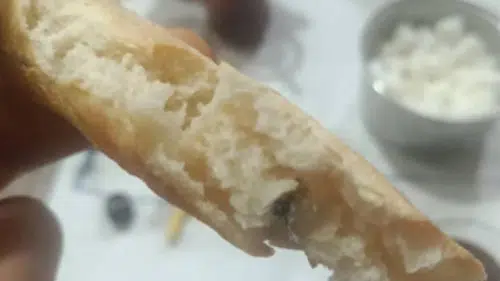 Ekmekte mide bulandıran görüntü