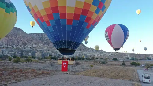 Konya'da sıcak balon turizmi: Kadim şehir büyülü anlar için hazırlanıyor