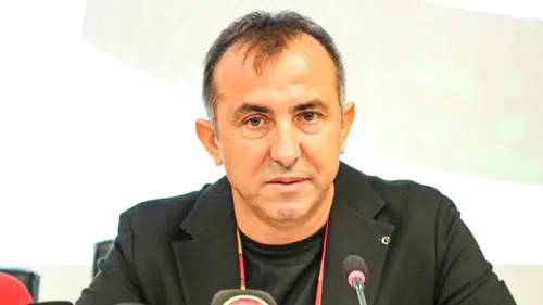 Konyaspor'a sürpriz! Recep Uçar'ın yeni takımı belli oldu