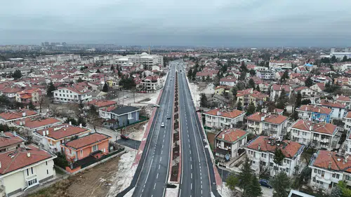 Konya’daki 3 caddenin hız limitleri arttı. Her gün binlerce araç kullanıyor
