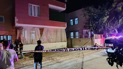 Dehşet: 12 yaşındaki çocuk babasını defalarca bıçakladı