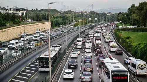 Binlerce araç sahibini iligelendiriyor: Bunların takılması zorunlu oldu