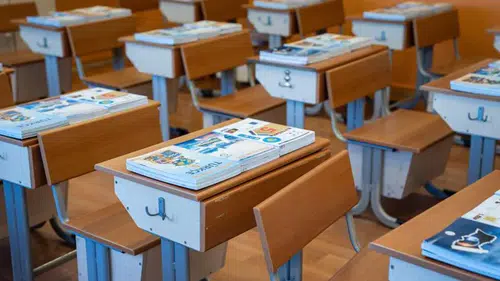 Öğrenciler bekleniyor: Ücretsiz ders kitapları okul sıralarında
