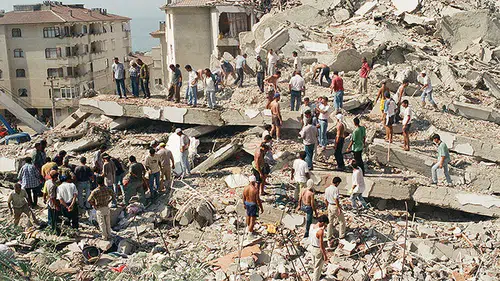 17 Ağustos depremi saat kaçta oldu, kaç büyüklüğündeydi? Merkez üssü ve etkilenen iller
