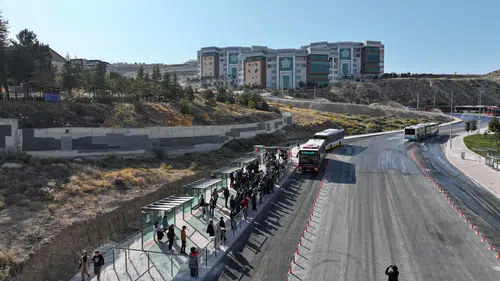 Bu üniversite Konya'nın yüksek tepesinde! Öğrenciler ek sefer bekliyor