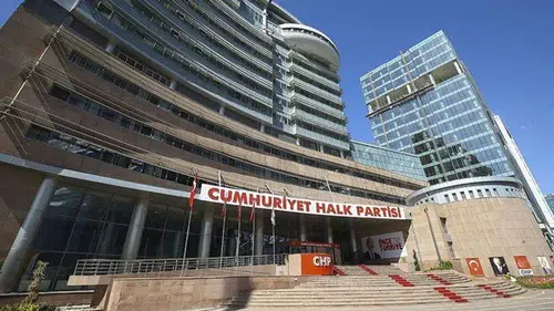 CHP olağanüstü kurultaya gidiyor