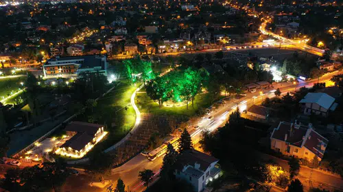 Konya’daki bu bağa gelenler doya doya üzüm yiyor: Asırlık gelenek sürüyor