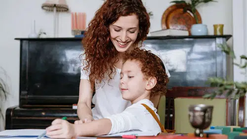 Psikologlardan ebeveynlere: Çocuğunuzla öğrenci olun