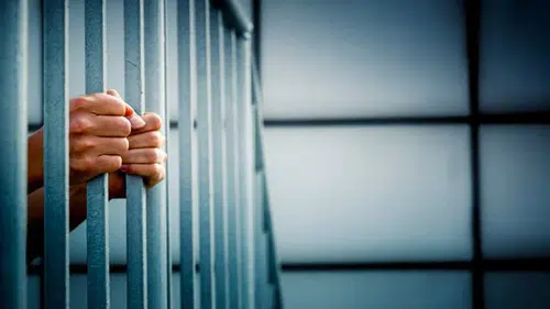 Mahkumlar af bekliyor: 11. yargı paketi tamam