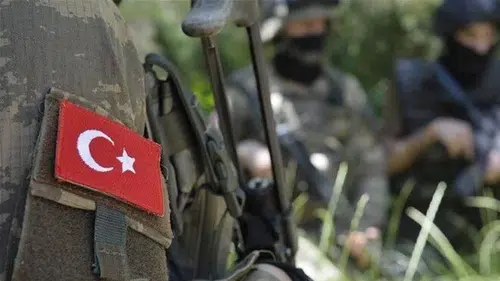 Türkiye şehidine ağlıyor