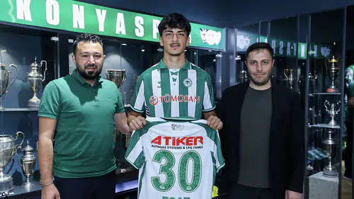 Konyaspor’dan geleceğe yönelik yatırım! 3 yıllık sözleşme imzaladı
