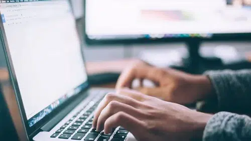 Evdeki internetin yavaşlığı sizi çileden mi çıkarıyor: İşte o 4 büyük hata