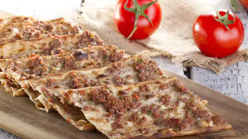 Konya'nın tescilli lezzeti etliekmek BİM'de satılıyor! 130 TL fiyatı var