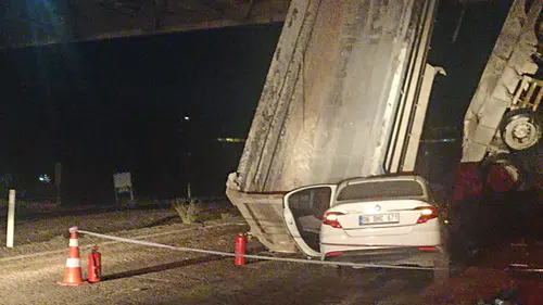 Bu korkunç manzarada 1 kişi öldü 3 yaralı var