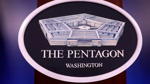 Pentagon'da Sansür: 'Basın artık Pentagon koridorlarında dolaşamayacak'