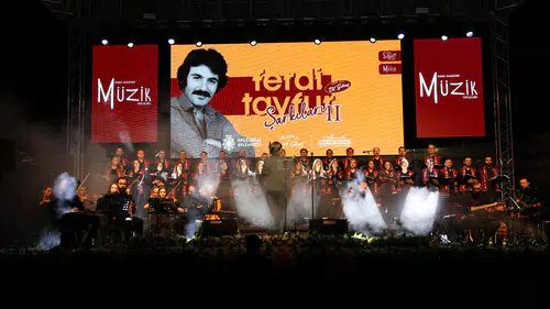 Konya nostalji dolu bir gece yaşadı: Şarkılar hep birlikte söylendi