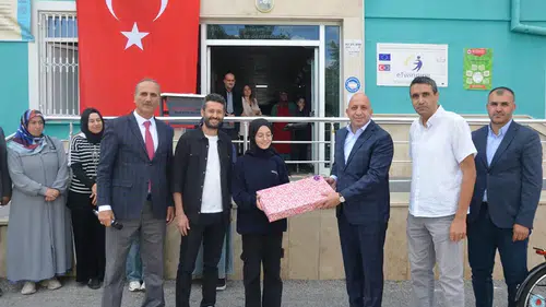 Celalettin Hakan Katırcı İmam Hatip Ortaokulunda ödül töreni düzenlendi