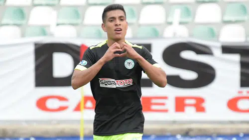 Konyaspor’un eski yıldızından hat trick geldi