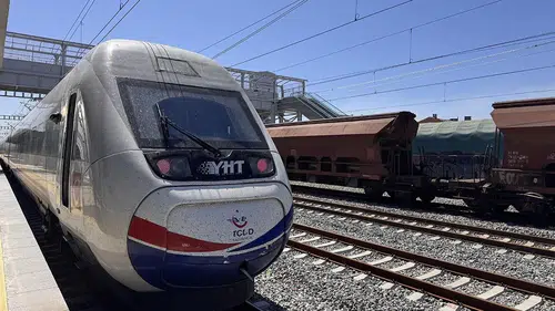 Demiryollarında yap-işlet-devret modeli