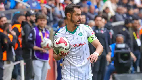 Konyaspor’da ayrılık kervanına o oyuncu da eklendi
