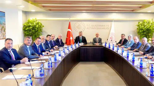 Konya’nın ulaşım yatırımları için Başkent’te kritik zirve