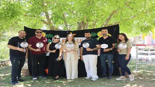 Tek öğretmenli okul: Öğrencilerin mezuniyet sevinci böyle yaşandı