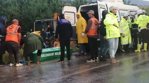 Konya-Isparta Yolu'ndaki kazada hayatını kaybedenlerin kimlikleri belli oldu