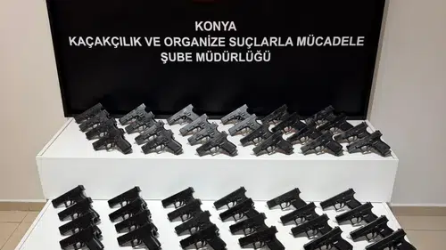 Konya'da durdurulan bir araçta cephanelik çıktı