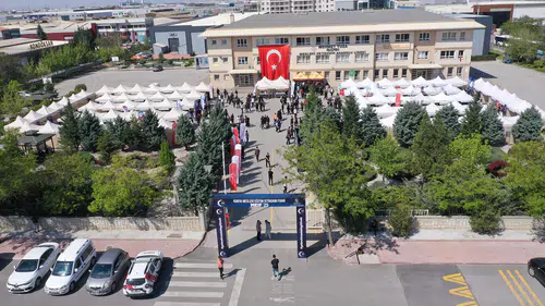 Konya'nın sıra dışı fuarı başlıyor: Sadece iş ve personel var